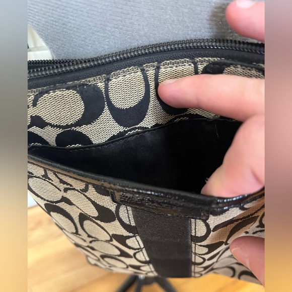 Coach purse **FREE** with 50 dollar purchase - Picture 5 of 6